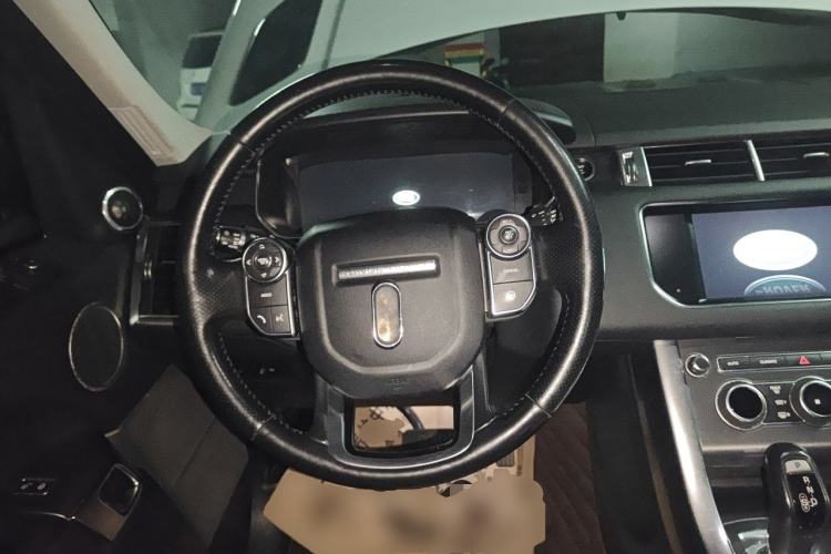Used Land Rover Range Sport 2016 3.0 SDV6 HSE Steering Wheel