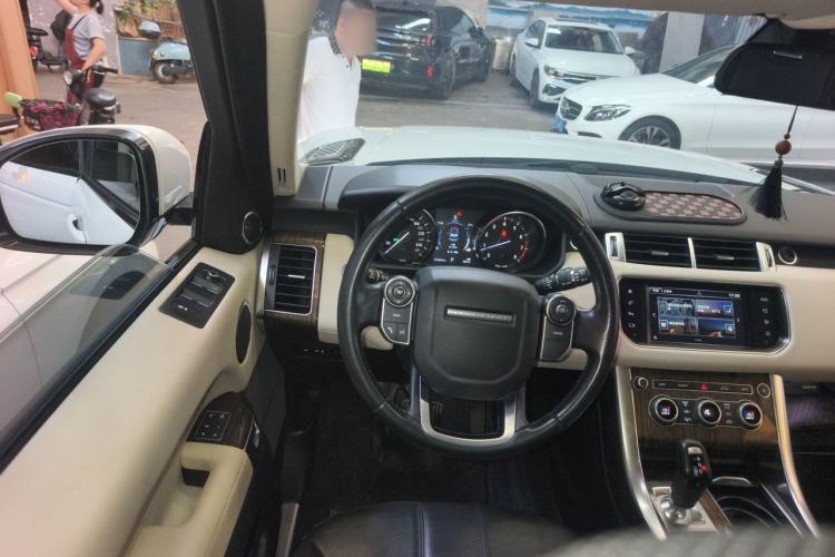 Used Land Rover Range Sport 2016 3.0 SC V6 HSE Steering Wheel