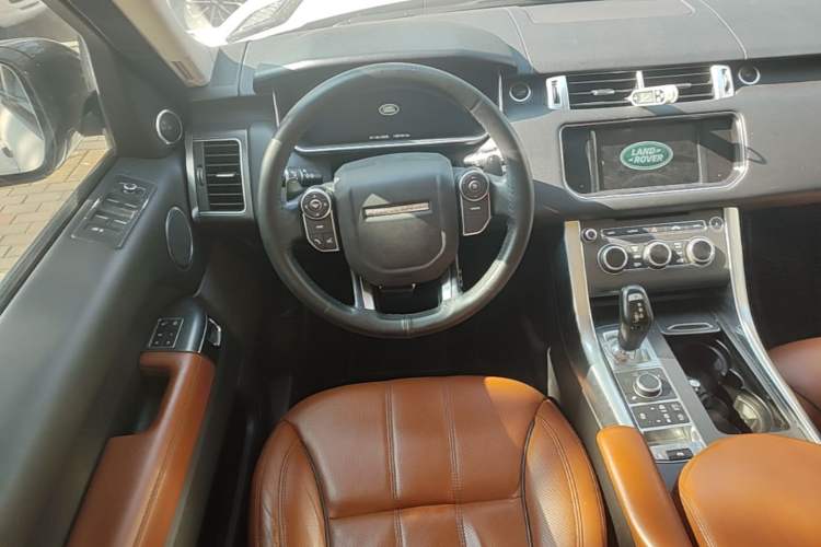 Used Land Rover Range Sport 2016 3.0 SC V6 HSE DYNAMIC Steering Wheel