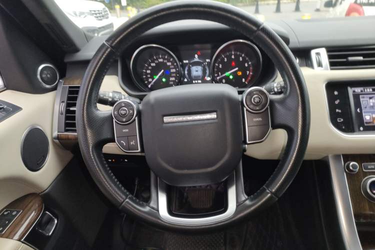 Used Land Rover Range Sport 2016 3.0 SC V6 HSE Steering Wheel