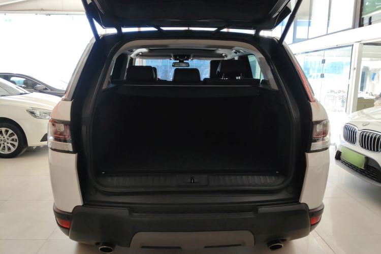 Used Land Rover Range Sport 2016 3.0 SC V6 SE Trunk