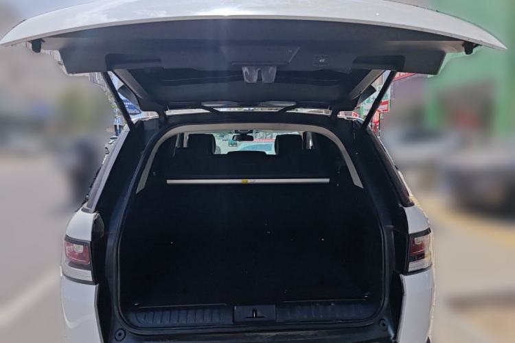 Used Land Rover Range Sport 2016 3.0 SDV6 HSE Trunk