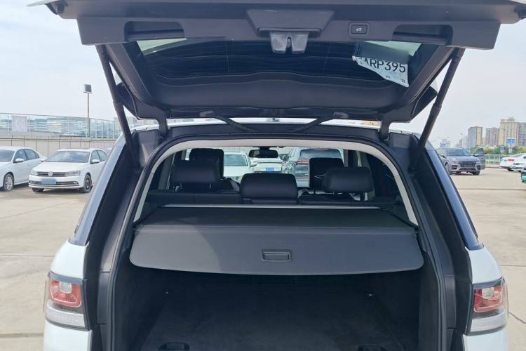 Used Land Rover Range Sport 2016 3.0 SDV6 HSE Trunk