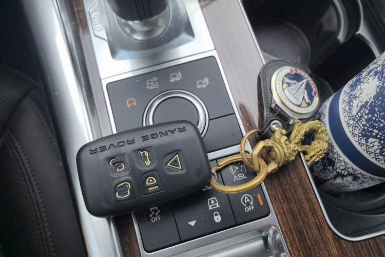 Used Land Rover Range Sport 2016 3.0 SC V6 SE Vehicle Key