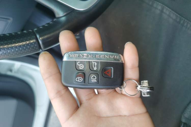 Used Land Rover Range Sport 2016 3.0 SC V6 HSE DYNAMIC Vehicle Key
