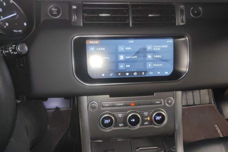 Used Land Rover Range Sport 2017 3.0 SC V6 SE Audio And AC Panel