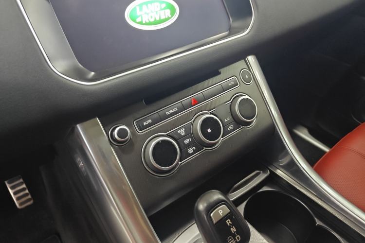 Used Land Rover Range Sport 2017 3.0 SC V6 HSE DYNAMIC Audio And AC Panel