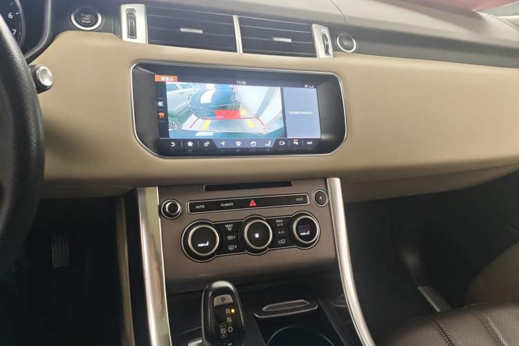 Used Land Rover Range Sport 2017 3.0T Gasoline SE U.S. Specification Audio And AC Panel