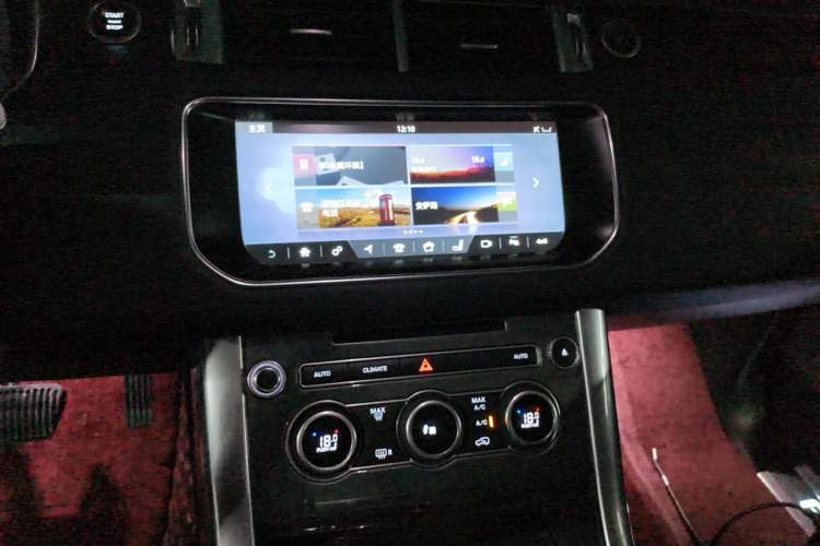 Used Land Rover Range Sport  Audio And AC Panel