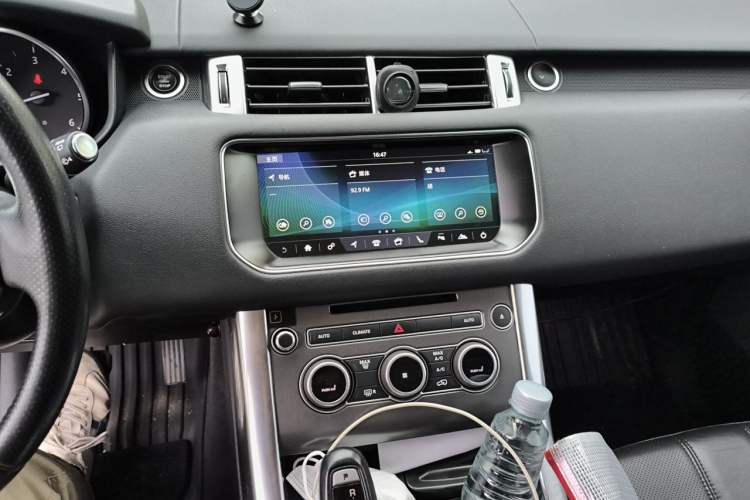 Used Land Rover Range Sport  Audio And AC Panel