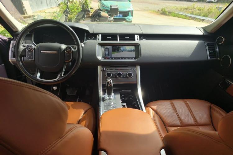 Used Land Rover Range Sport  Center Console