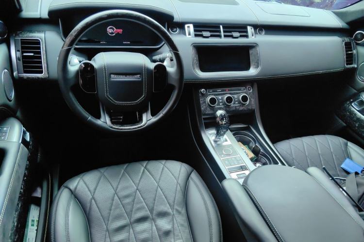 Used Land Rover Range Sport 2017 3.0 SC V6 HSE DYNAMIC Center Console