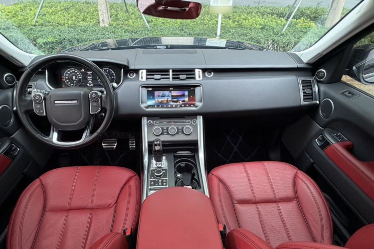 Used Land Rover Range Sport 2017 3.0 SC V6 HSE DYNAMIC Center Console
