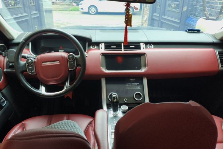 Used Land Rover Range Sport  Center Console