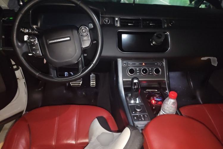 Used Land Rover Range Sport 2017 3.0 SC V6 HSE DYNAMIC Center Console
