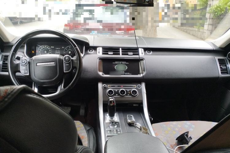 Used Land Rover Range Sport  Center Console