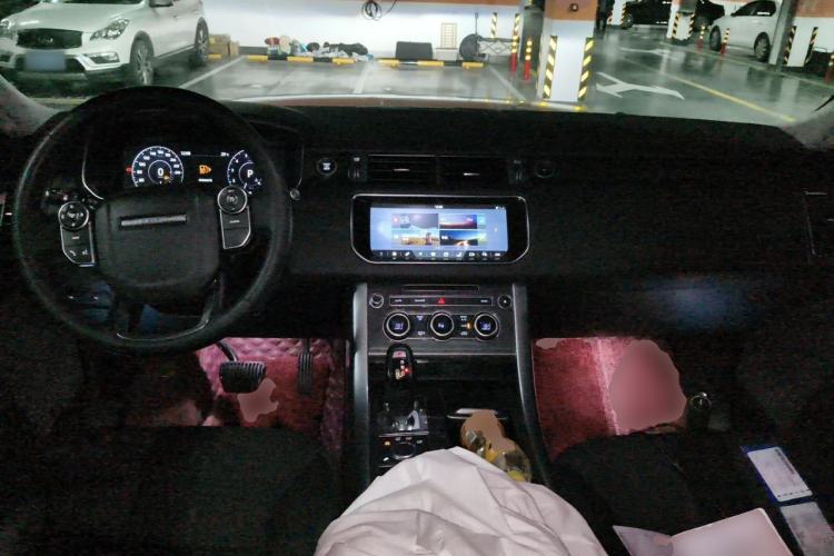 Used Land Rover Range Sport  Center Console