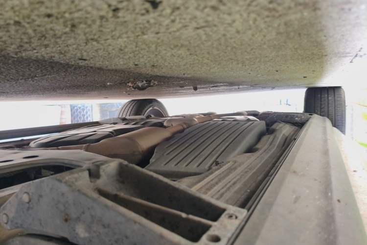 Used Land Rover Range Sport  Chassis Rear Right