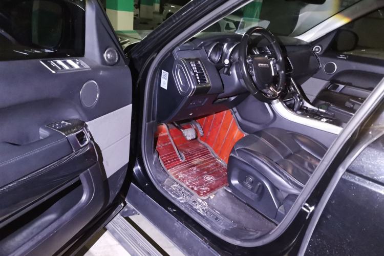 Used Land Rover Range Sport 2017 3.0 SC V6 SE Driver Seat