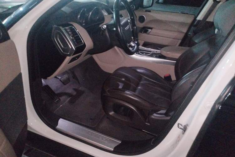 Used Land Rover Range Sport 2017 3.0 SC V6 HSE Driver Seat