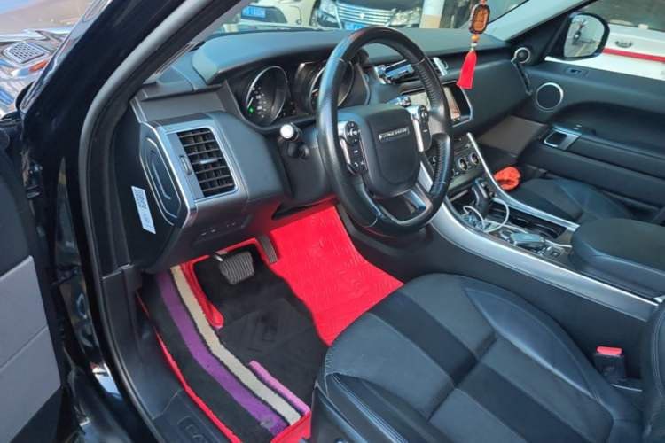 Used Land Rover Range Sport 2017 3.0 V6 SC SE Driver Seat