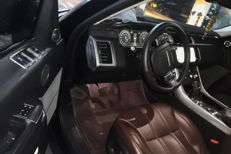 Used Land Rover Range Sport 2017 3.0 SC V6 SE Driver Seat