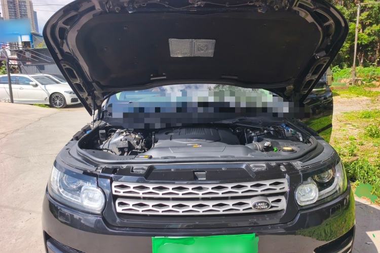Used Land Rover Range Sport  Engine Bay