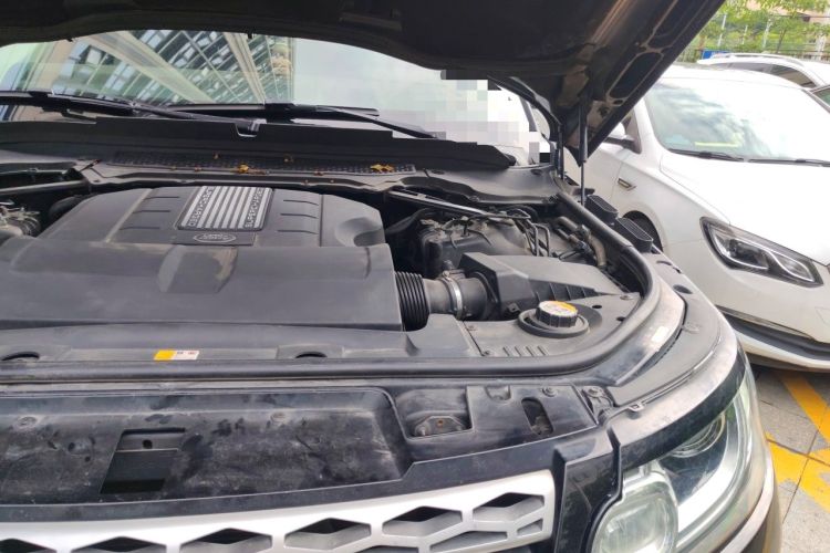Used Land Rover Range Sport 2017 3.0 SC V6 HSE Engine Bay Left