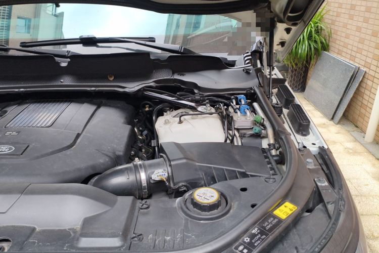 Used Land Rover Range Sport  Engine Bay Left