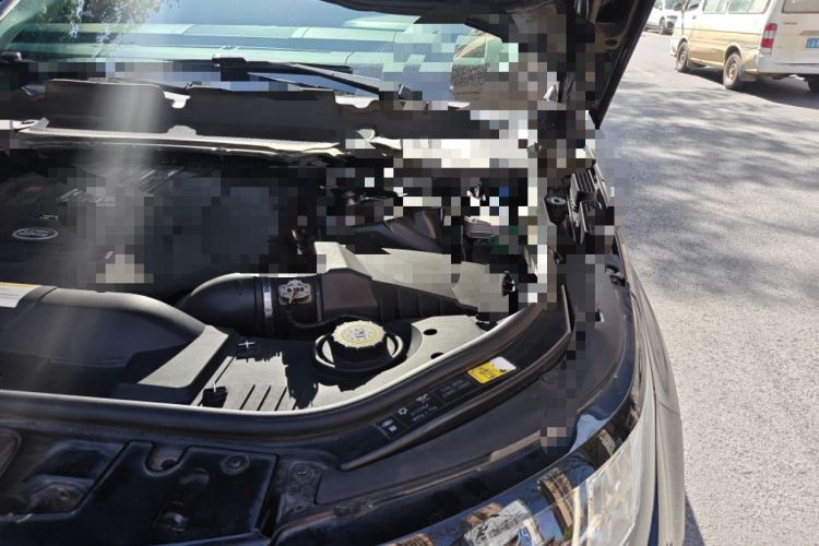 Used Land Rover Range Sport 2017 3.0 SE European Version Engine Bay Left