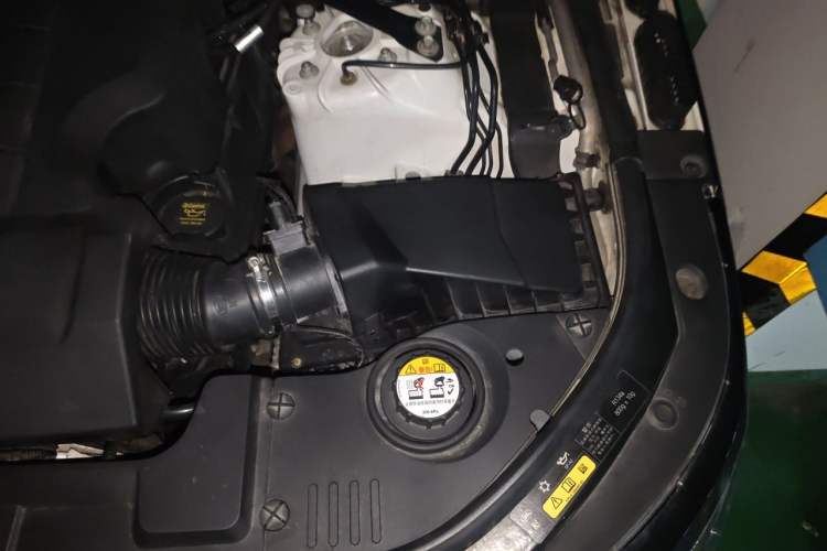 Used Land Rover Range Sport 2017 3.0 SC V6 HSE DYNAMIC Engine Bay Left