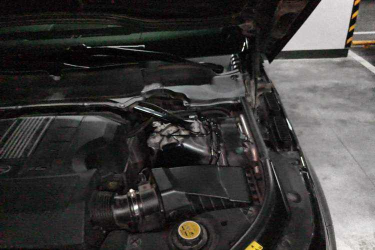Used Land Rover Range Sport  Engine Bay Left