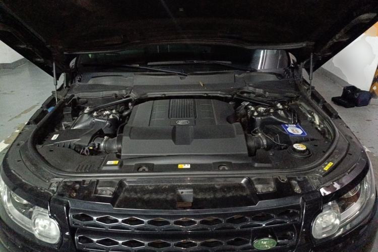 Used Land Rover Range Sport 2017 3.0 SC V6 HSE DYNAMIC Engine Bay