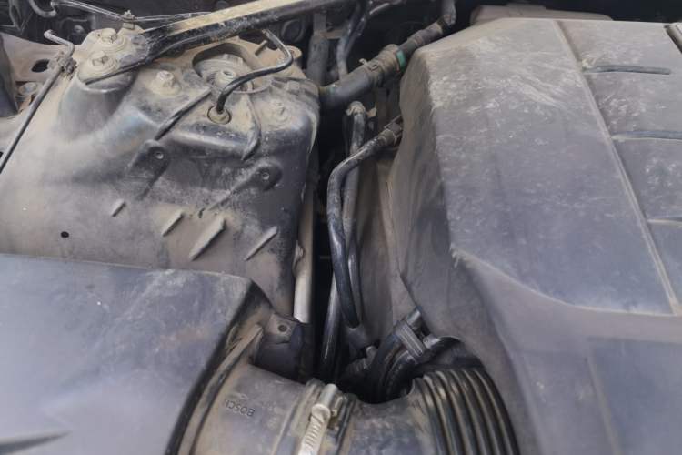 Used Land Rover Range Sport 2017 3.0 SC V6 HSE Engine Bay Right