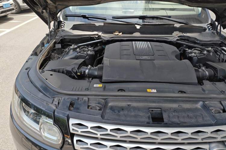 Used Land Rover Range Sport 2017 3.0 SC V6 HSE Engine Bay Right