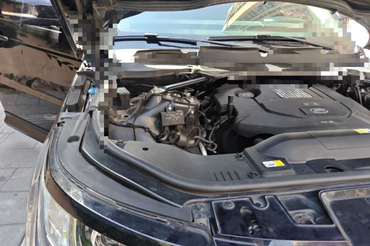 Used Land Rover Range Sport 2017 3.0 SE European Version Engine Bay Right