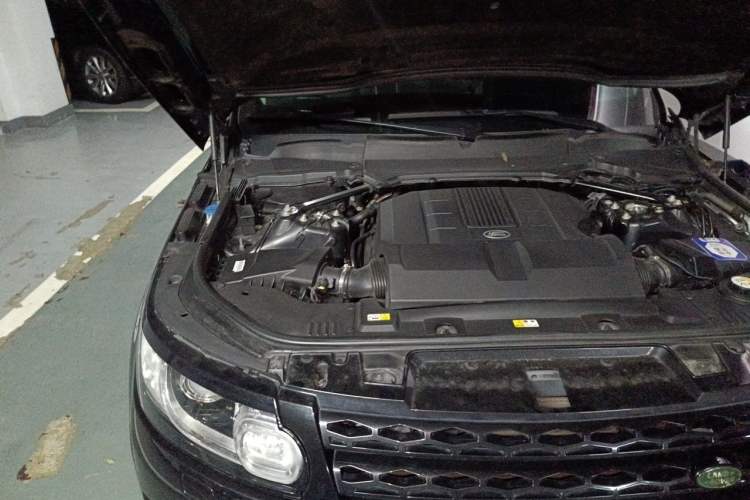 Used Land Rover Range Sport 2017 3.0 SC V6 HSE DYNAMIC Engine Bay Right