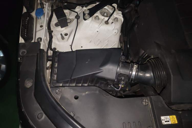 Used Land Rover Range Sport 2017 3.0 SC V6 HSE DYNAMIC Engine Bay Right