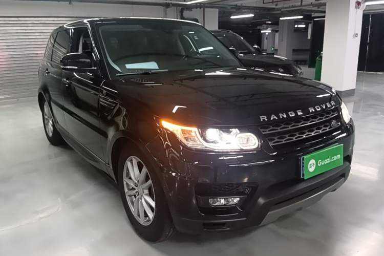 Used Land Rover Range Sport 2017 3.0 SC V6 SE Exterior 1