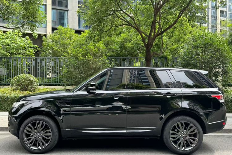 Used Land Rover Range Sport 2017 3.0 SC V6 HSE DYNAMIC Exterior 2