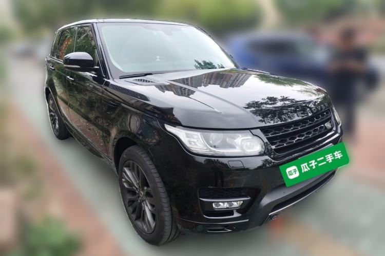Used Land Rover Range Sport 2017 3.0 SC V6 HSE DYNAMIC Front Right 45 Deg