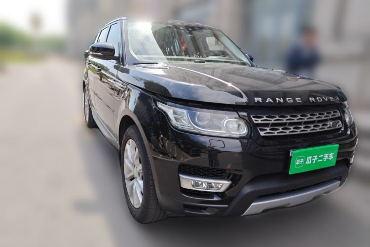 Used Land Rover Range Sport 2017 3.0 SC V6 HSE Front Right 45 Deg