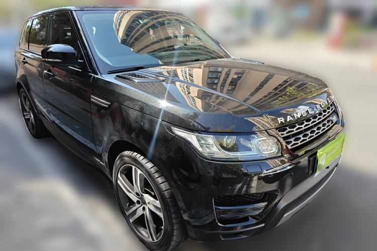 Used Land Rover Range Sport 2017 3.0 SE European Version Front Right 45 Deg