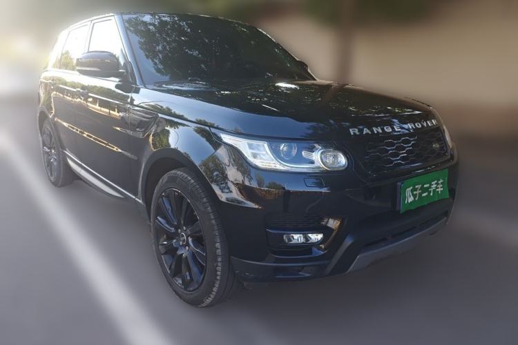 Used Land Rover Range Sport 2017 3.0 SC V6 SE Front Right 45 Deg
