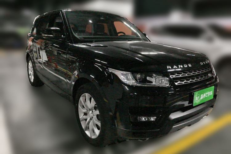 Used Land Rover Range Sport  Front Right 45 Deg