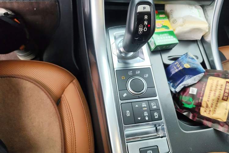 Used Land Rover Range Sport 2017 3.0 SC V6 HSE DYNAMIC Gear Lever