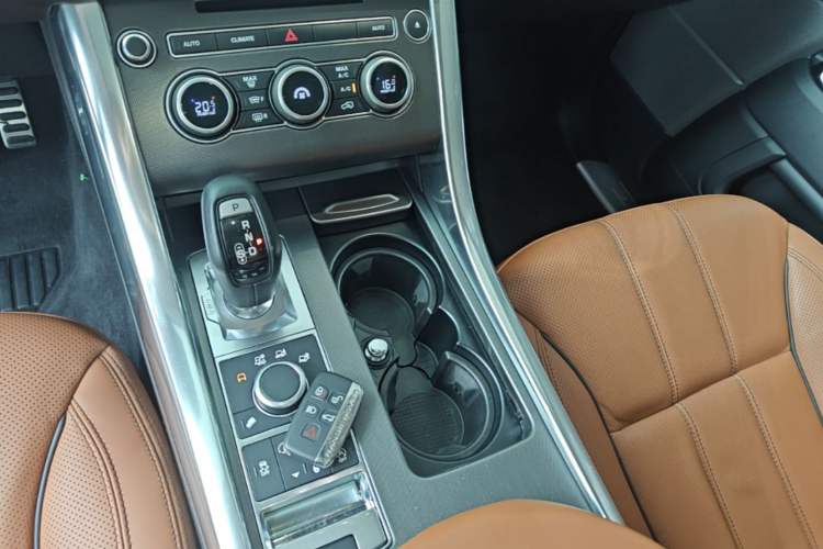Used Land Rover Range Sport 2017 3.0 SC V6 HSE DYNAMIC Gear Lever