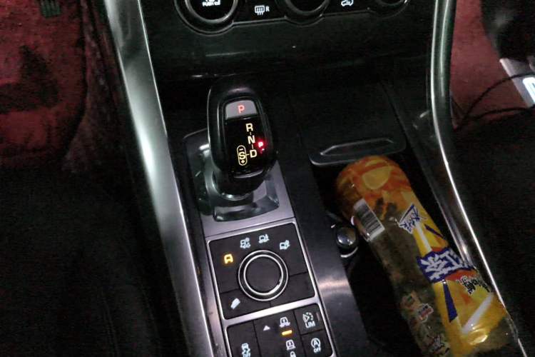 Used Land Rover Range Sport  Gear Lever