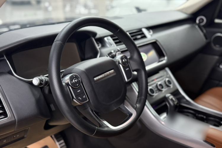 Used Land Rover Range Sport 2017 3.0 SC V6 HSE DYNAMIC Interior 1