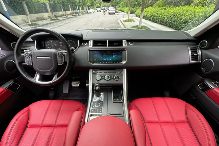 Used Land Rover Range Sport 2017 3.0 SC V6 HSE DYNAMIC Interior 1